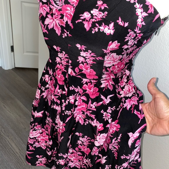 Classic Betsy Johnson Summer Dress! ALL MUST GO! - Picture 2 of 6